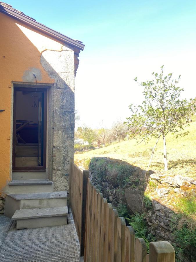 El Viejo Molino Villa ลูโก ภายนอก รูปภาพ